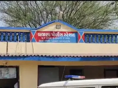 બજાણાના પી આઇ  અને બીટ જમાદાર સસ્પેન્ડ